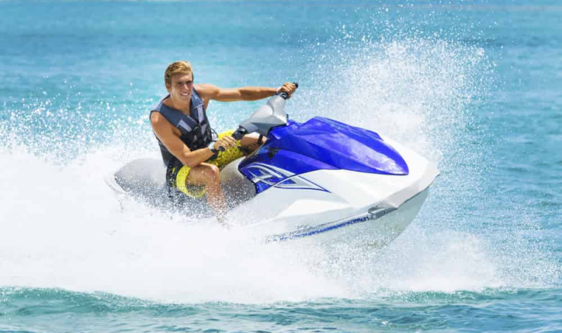 How to Choose the Right Jet Ski Rental for Your Lake Tapps Experience